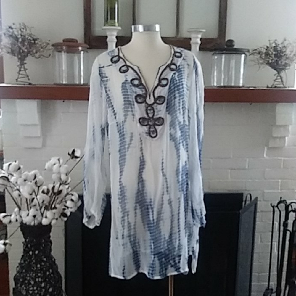 Monroe & Main Swimsuit Coverup